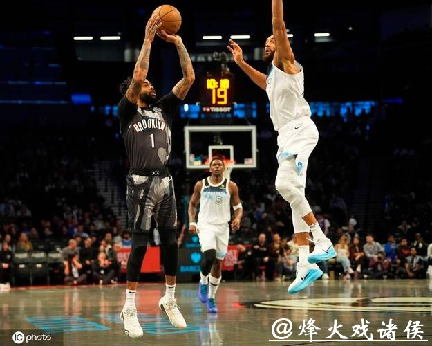 布朗28分绿军险胜狼队5连胜 篮网送国王3连败