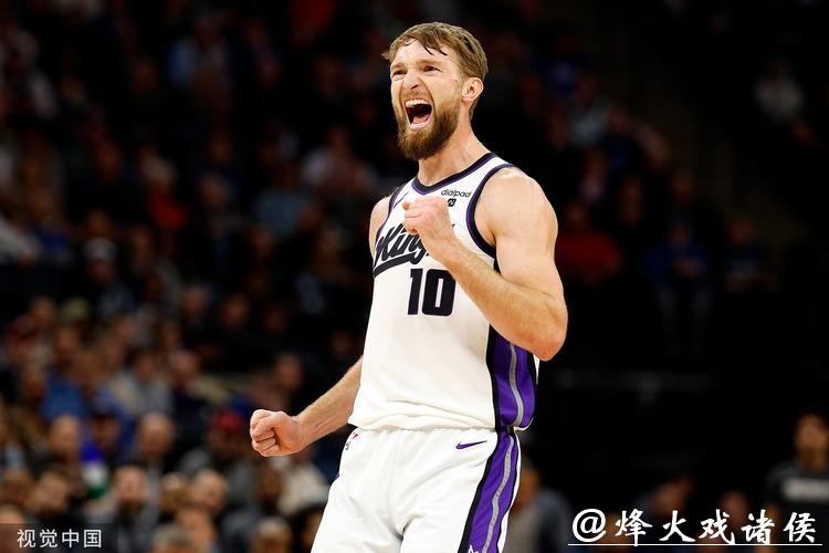 森林狼险胜独行侠升至西部第八 灰熊大胜黄蜂